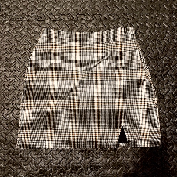 Abercrombie Mini Skirt - Picture 1 of 3